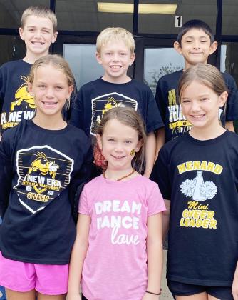 Junior 4-H Club officers, front row left to right: Channing Chambless, Secretary; Kylie Smith, Parlimentarian; Claire Corbin, Reporter. Back row: Kallan Wright, 1st Vice President; O’Dan Wright, President; Mason Mireles, 2nd Vice President.