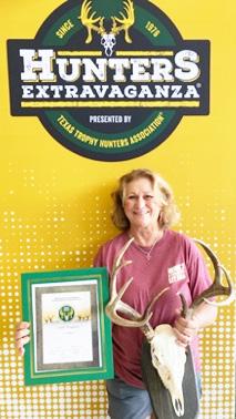 Menard County deer wins TTHA convention free range whitetail