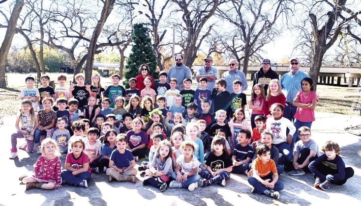 Menard Elem. students add personal touch to city park holiday decor