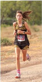 Freshman Danni Ruiz pushes toward her meet-winning time of 12:42.03 at the Sonora Invitational meet last week. Ruiz also won the Eldorado meet just 7 days prior. Nora Davis, photo.