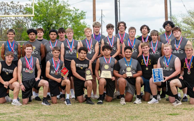 JACKETS ARE TRACK &amp;amp; FIELD DISTRICT CHAMPS: Front row, left to right: Korbin Squiers, Bryce Davis, Jaegar Leonard, Floyd Teague, Jaydon Payton, Zeke Hernandez, Cado Bannowsky, Tate Wagner, Tucker Pullen. Second row: Maddox Saiz, Rafael Hernandez, Dario Gonzales, Kade Bannowsky, Hunter Squiers, Eli Kothmann, Mack Davis, Brayden Ramon, Kadance Ramon. Back row: Sam Mayfield, Ashton Martin, Caden Bounds, Wesley Compton, Marlee Salas, Julian Watson. Not pictured, Julius Zamora. Nora Davis, photo.