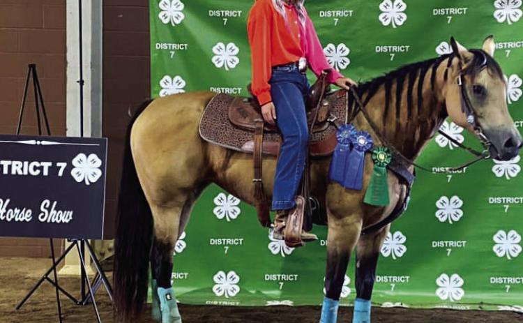 Menard’s Korah Mayfield and her horse Mercedes recently qualified for the State 4-H Horse Show after top placings in the speed events at the District 7 show. Courtesy photo.