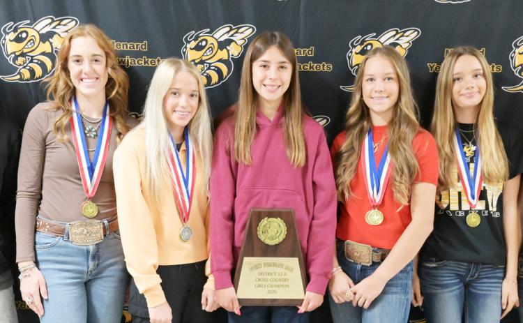 HS regional CC meet qualifiers, left to right: Ian Brown, MakenzieWright, Taytum Chambless, Danni Ruiz, Channing Chambless, Aerie Meddaugh, Isabelle Devine. Courtesy photo.