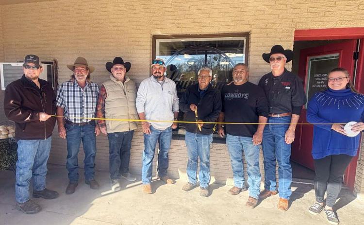 Chamber & MIDC welcome new laundromat