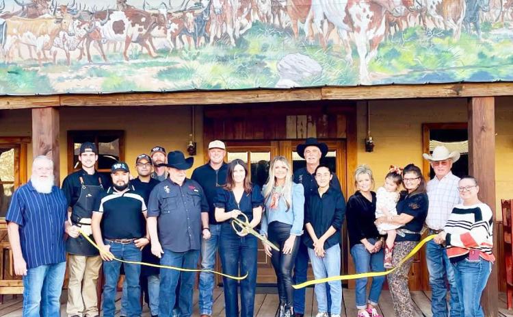 Chamber 'spurs' on new downtown eatery with ribbon cutting