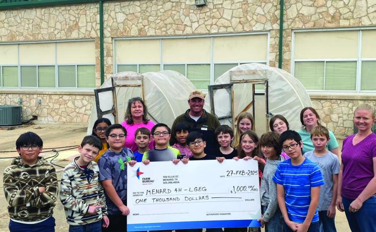 Menard County Farm Bureau assists with 4th grade class project
