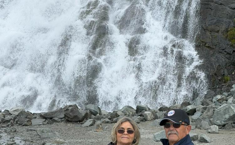 During their recent trip to Alaska, Bea and Buddy Garza visited the massive, 377-foot, two-tier Nugget Falls waterfall in Juneau and they were thoughtful enough to bring TMN along. Thank you, Bea and Buddy, for including us in your summertime adventures!