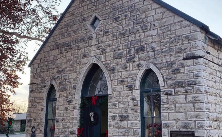 The tidy little historic Catholic Church on the corner of Bevans and Canal Streets is looking festive for the Christmas holidays. Menard’s Sacred Heart Catholic Church is currently in the organizing and fundraising stages to ultimately properly renovate the building, which is currently not in daily use. The Menard News will keep you updated as the church improvement progresses. TMN photo.